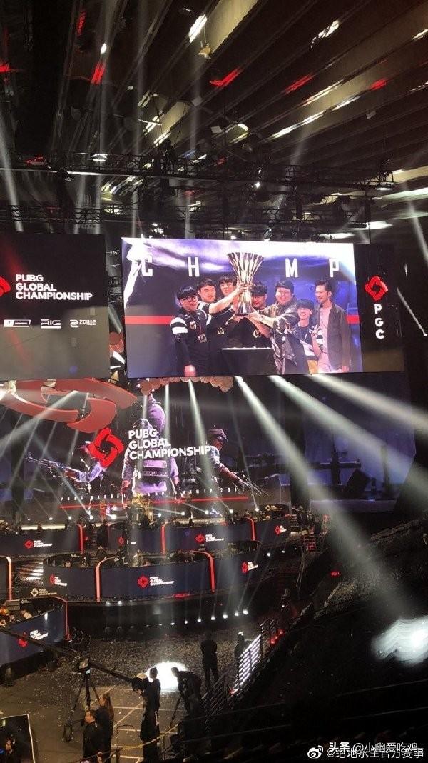 詹姆斯的认 詹姆斯的认