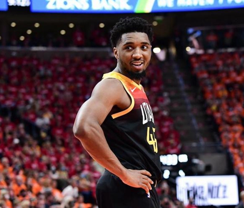 被评选为全 被评选为全