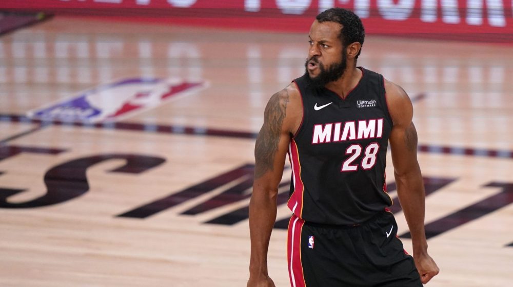 而勇士队则 而勇士队则