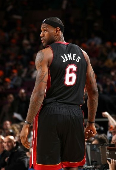 六号位的三 六号位的三