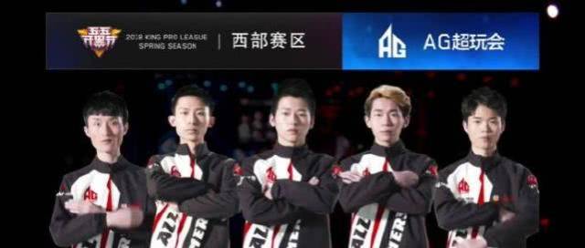 的准三双稳